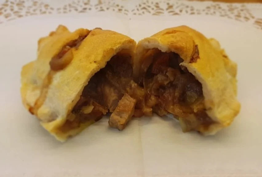 Slow Roast Pork Leek Carrot & Apple Pasty (4 Pack)