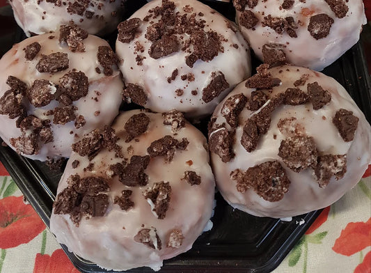 Cookies and Cream Doughnuts (6 Pack)